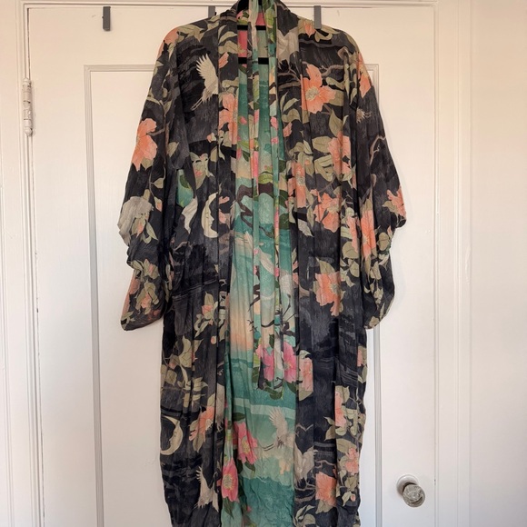 Spell Multicolor Floral Robe - Picture 4 of 7